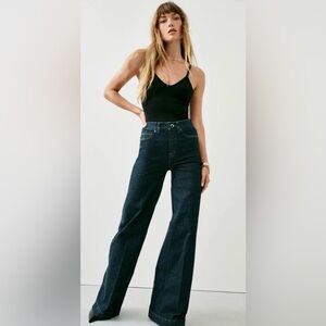 SPANXshape Original EveryWhere Wide Leg Jeans – XS (Petite) – Raw Indigo